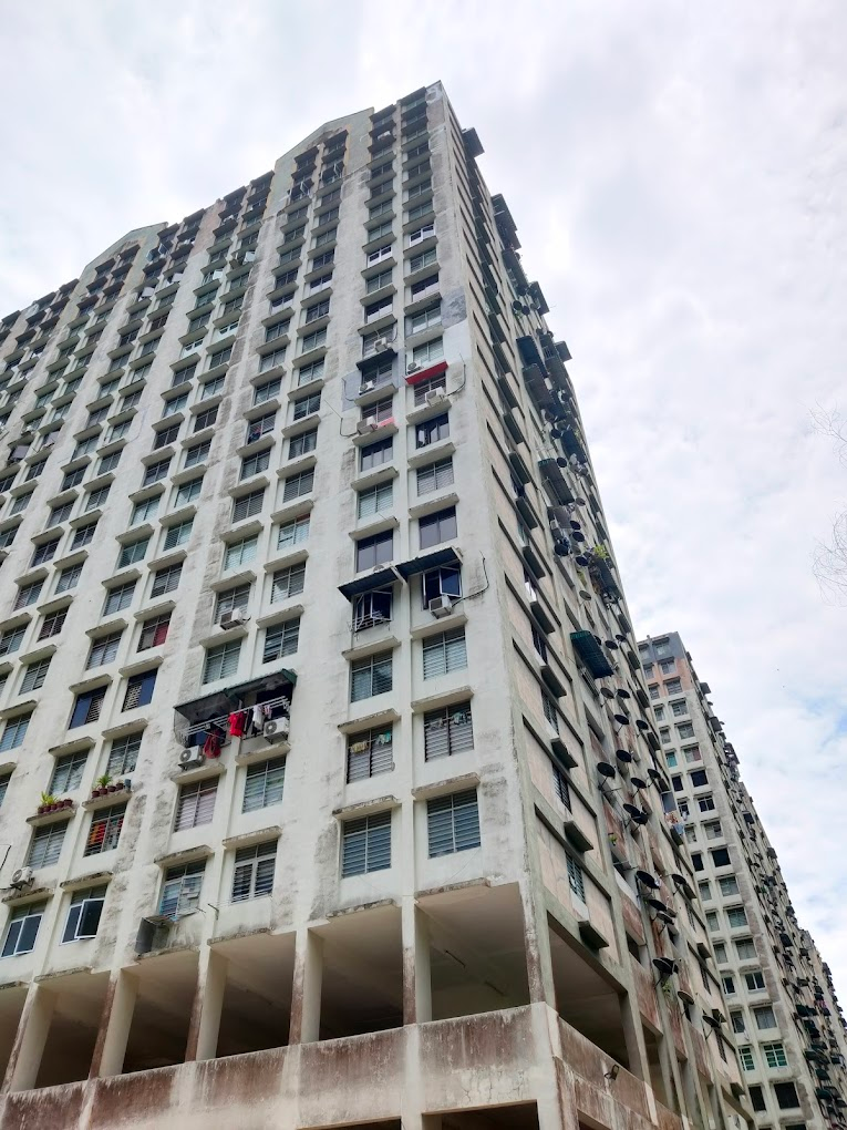 Apartment in Penang - Unit No. 1062-15-17, Green Garden, Jalan Paya Terubong, 11060 Air Itam, Penang
