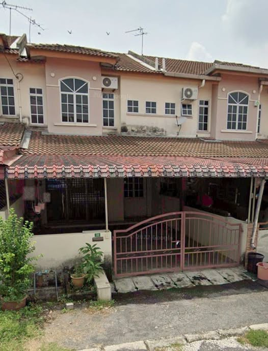 2 Storey Terrace House in Perak - No. 35, Medan Lahat 4, Medan Lahat Baru, 31500 Lahat, Perak