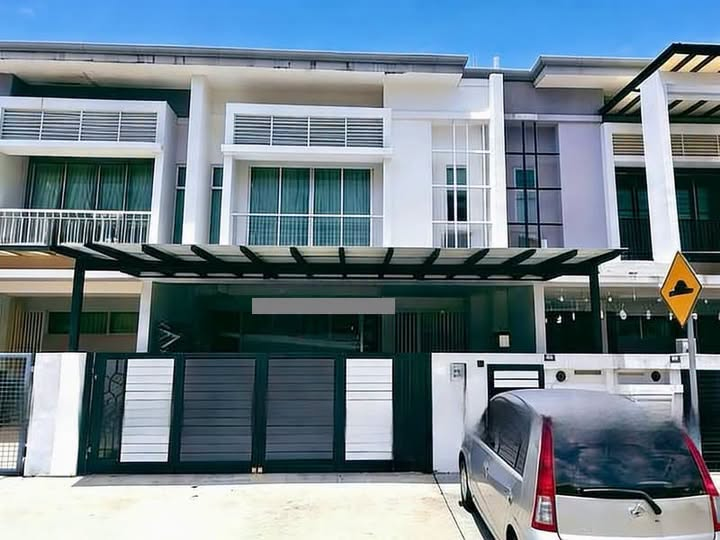 2 Storey Terrace House in Selangor - No. 29, Jalan Flora 3E/16, Bandar Rimbayu (Flora), 42500 Telok Panglima Garang, Selangor