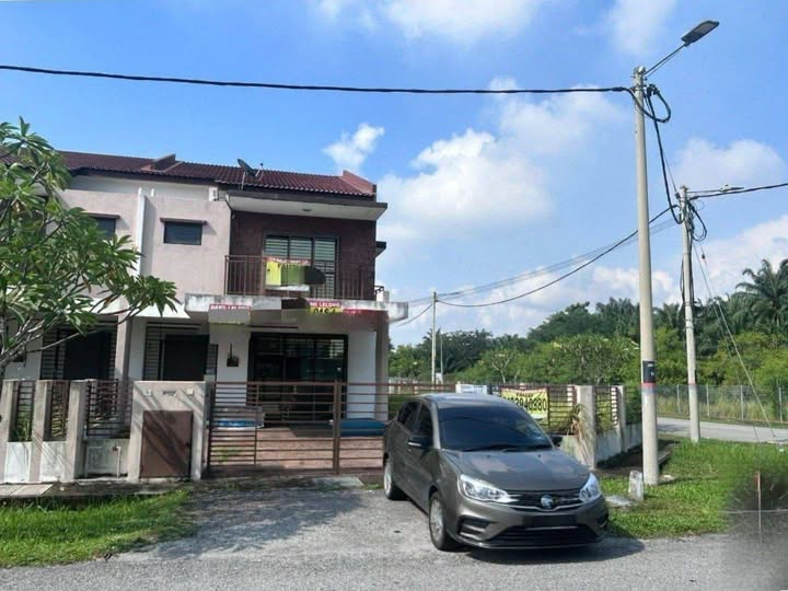 2 Storey Terrace House in Selangor - No. 76, Jalan Saujana KLIA 3/4, Saujana KLIA, 43900 Sepang, Selangor