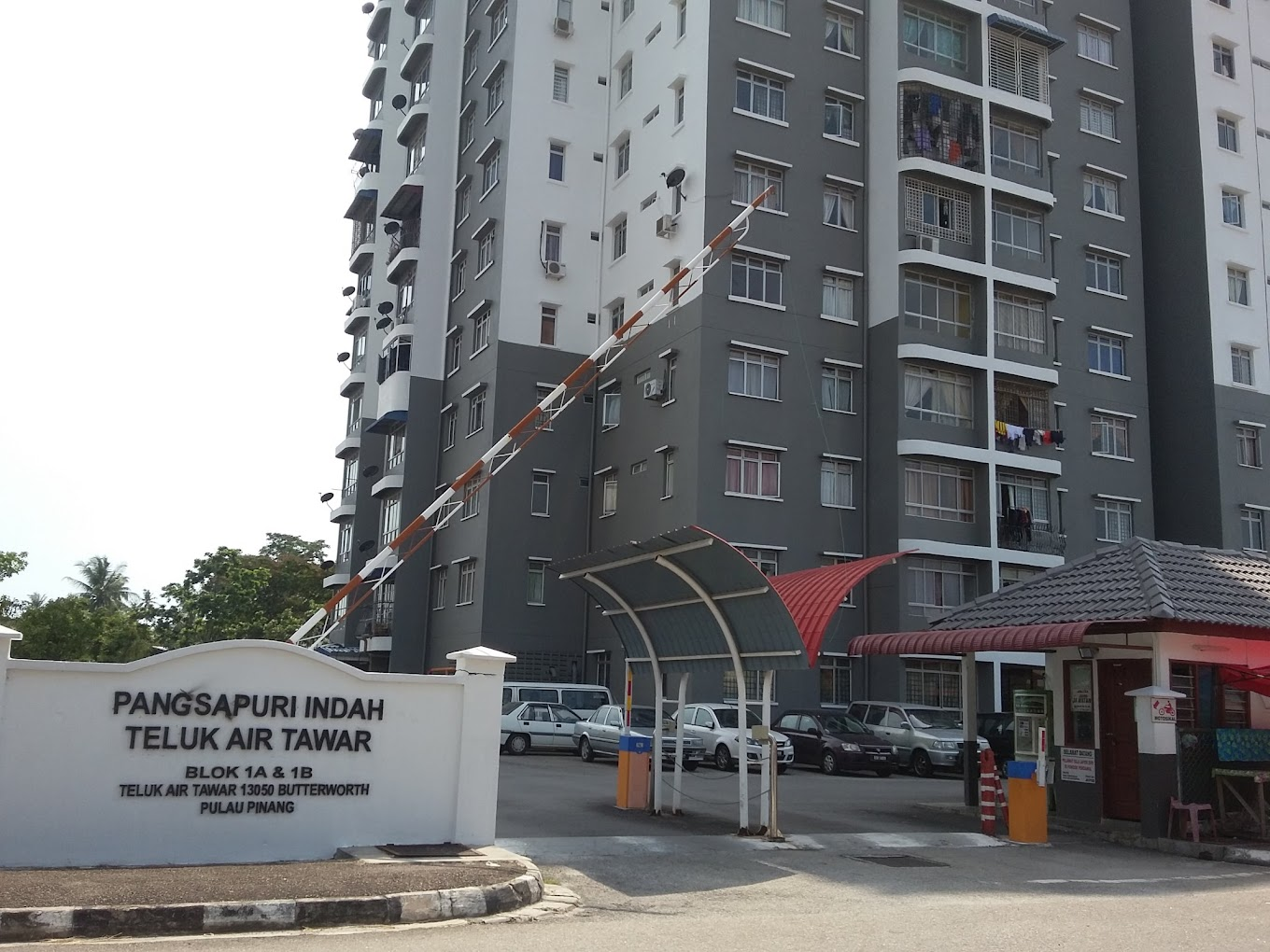 Apartment in Penang - Unit No. 9-10, Block 1A, Lorong Telok Air Tawar 6, Pangsapuri Taman Air Tawar Indah, 13050, Butterworth, Penang