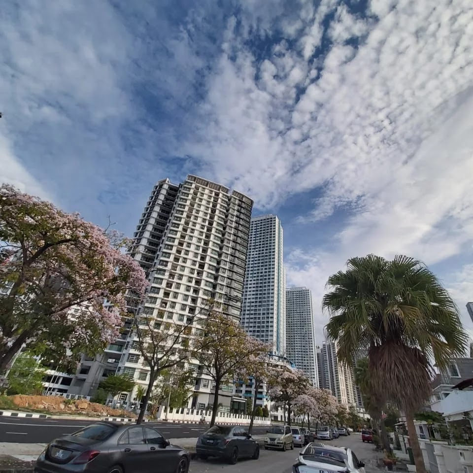 Condominium in Penang - Unit No. A-12-2, Jalan Desiran Tanjung, The Brezza, 10470, Penang