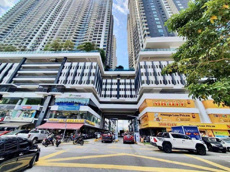 Service Apartment in Kuala Lumpur - Unit No. D-37-10, KL Traders Square (KLTS), No. 99, Jalan Gombak, Setapak, 53000, Kuala Lumpur