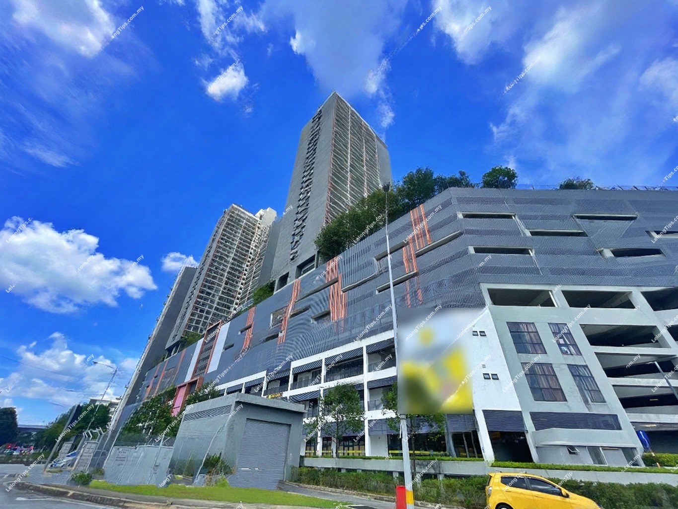 Service Apartment in Selangor - Unit No. B-36-05, Emporis, Persiaran Surian Seksyen 3, Taman Sains Selangor 1, 47810, Kota Damansara, Petaling Jaya, Selangor image 2