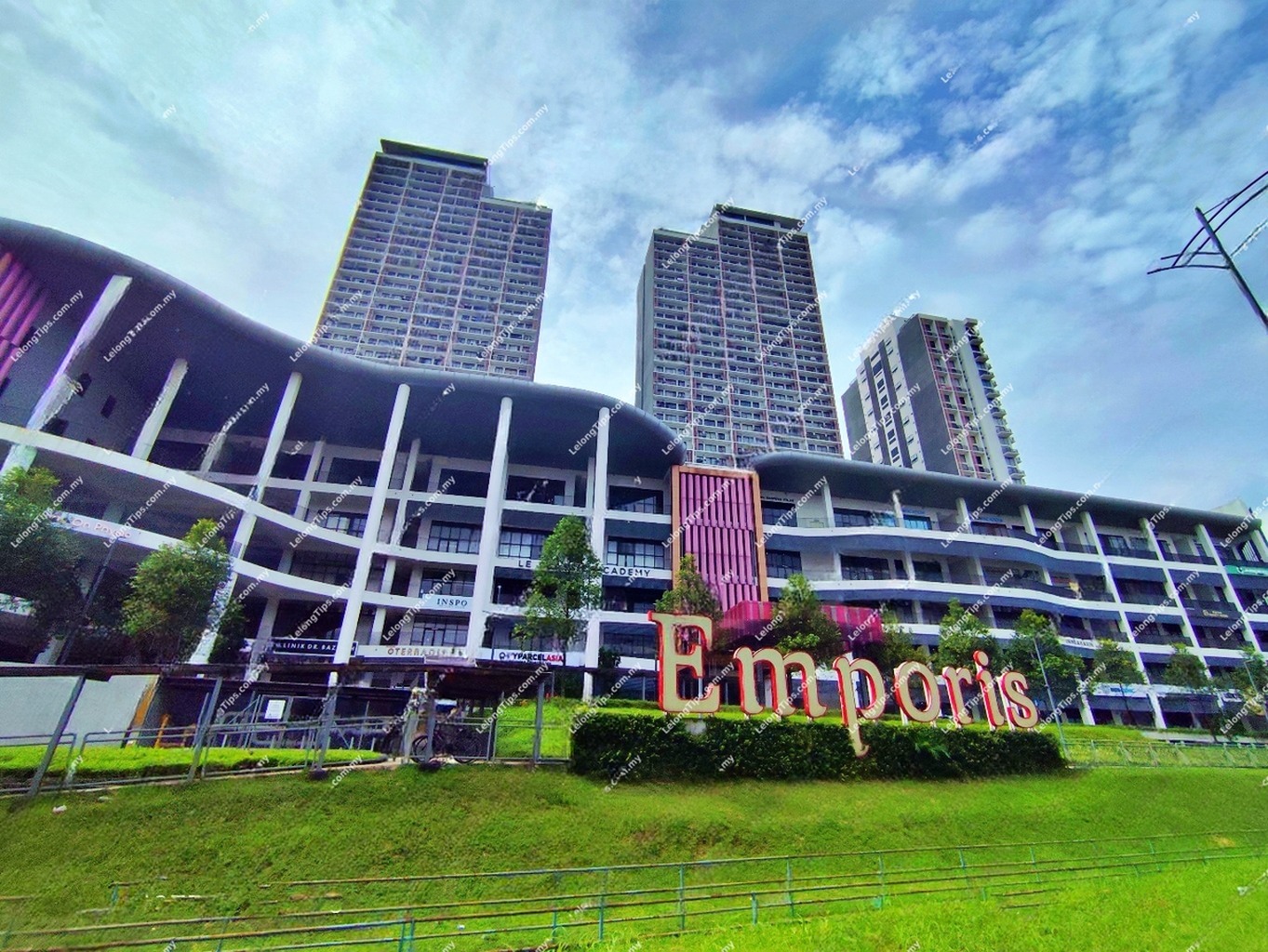 Service Apartment in Selangor - Unit No. B-36-05, Emporis, Persiaran Surian Seksyen 3, Taman Sains Selangor 1, 47810, Kota Damansara, Petaling Jaya, Selangor image 3