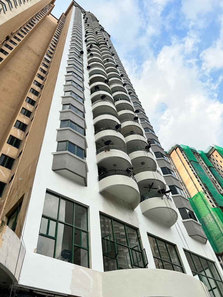 Apartment in Kuala Lumpur - Unit No. 18-2, Duta Ria Condominium, Jalan Dutamas Raya, Segambut, 51200, Kuala Lumpur