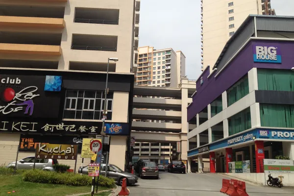 Service Apartment in Kuala Lumpur - Unit No. 1-20-05, Block 1, Kuchai Avenue, Jalan Kuchai Maju 13, Kuchai Entrepreneurs Park, 58200, Kuala Lumpur