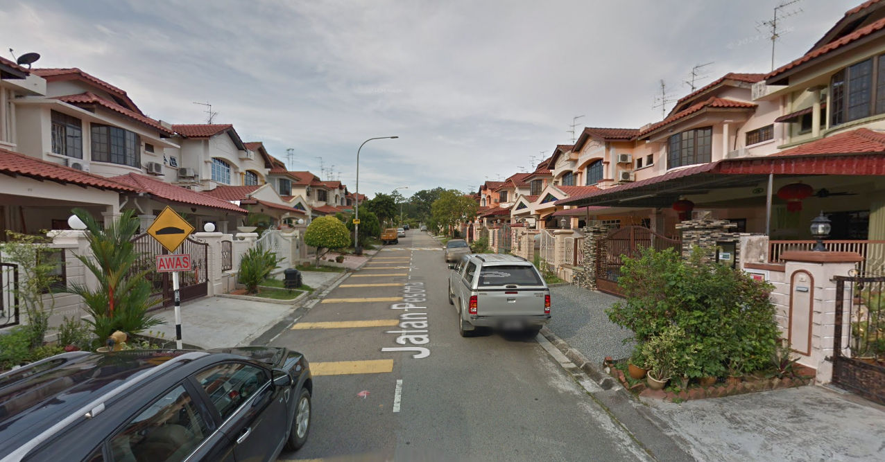 2 Storey Terrace House in Johor - No. 31, Jalan Pesona 17, Taman Pelangi lndah, 81800 Ulu Tiram, Johor