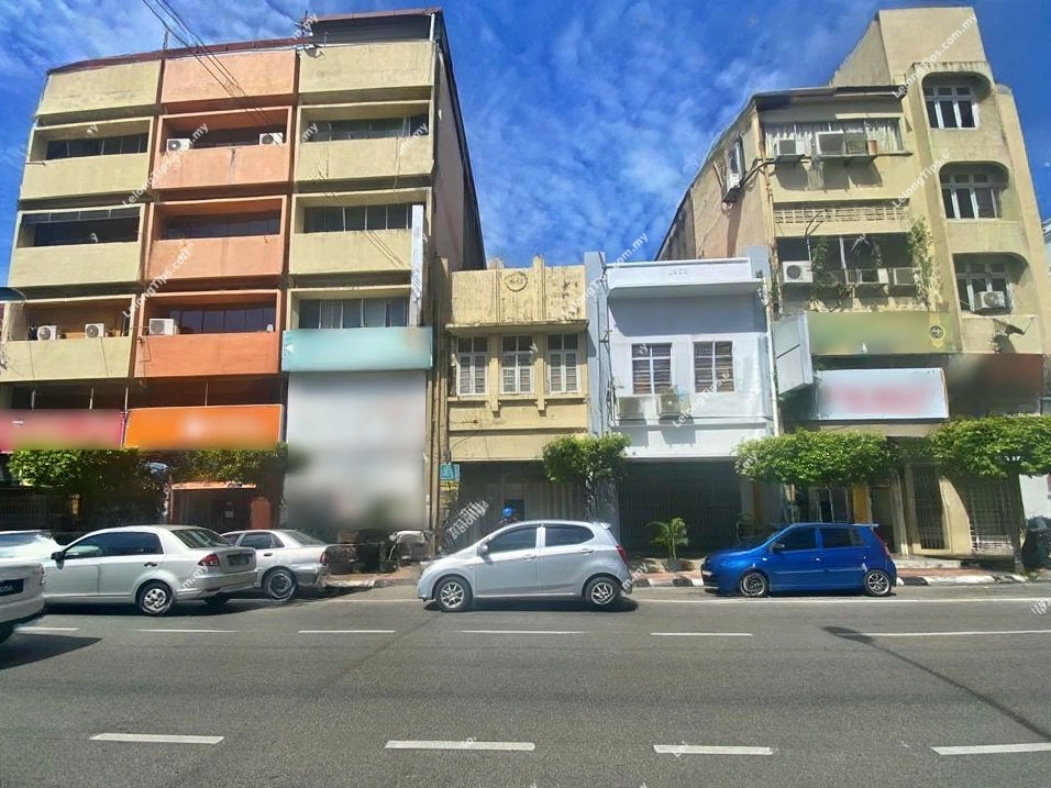 2 Storey Pre-War Shop House in Kelantan - No. 3604 (Lot 612), Jalan Temenggong, 15000 Kota Bharu, Kelantan image 3