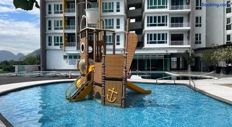 Condominium in Perak - Unit No. A-7-3, Jalan Medan Ipoh 1H, Kediaman D'Festivo, 31400 Ipoh, Perak
