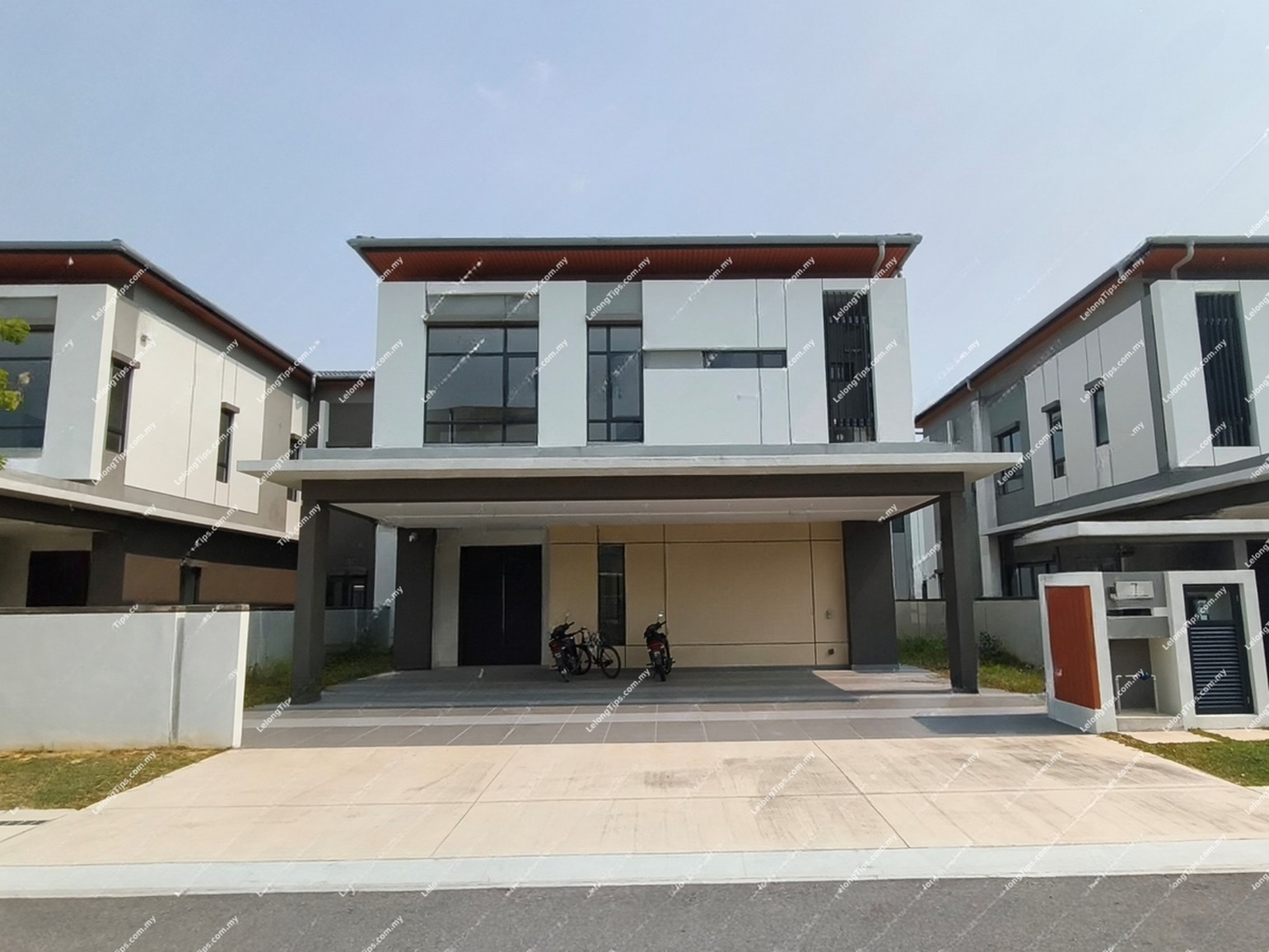 2 Storey Semi Detached House in Selangor - No. 7, Jalan Aman Hana 3, Bandar Tropicana Aman (Hana), 42500 Telok Panglima Garang, Kuala Langat, Selangor