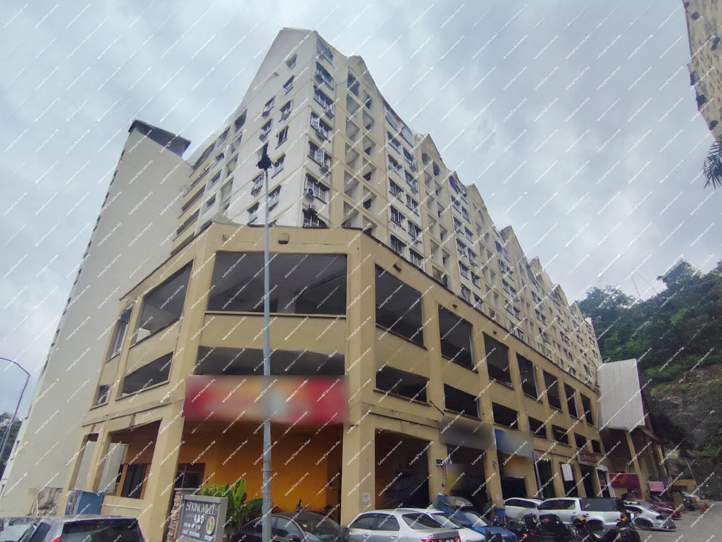 Service Apartment in Selangor - Unit No. A-10-20, Block A, Pangsapuri Servis Springvilla, Jalan UP 1/1A, Taman Ukay Perdana, 68000 Ampang, Selangor