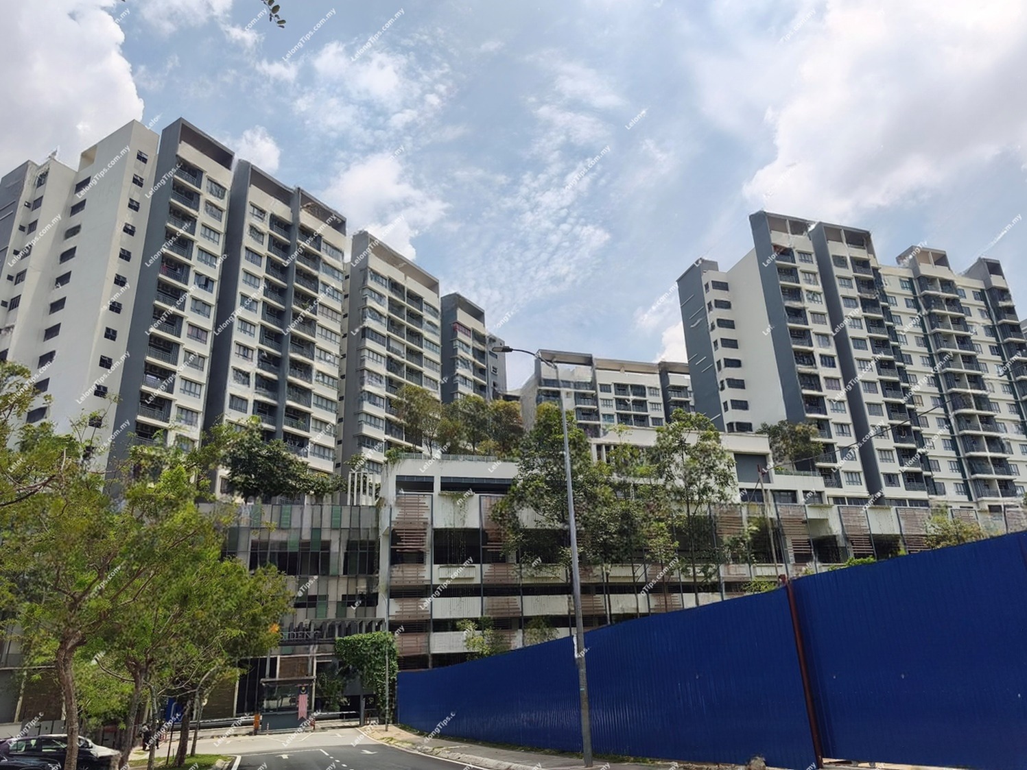 Service Apartment in Selangor - Unit No. A-01-13A, Block A, Suria Residence, No. 5, Jalan Bazar U8/100, Bukit Jelutong, Section U8, 40150 Shah Alam, Selangor