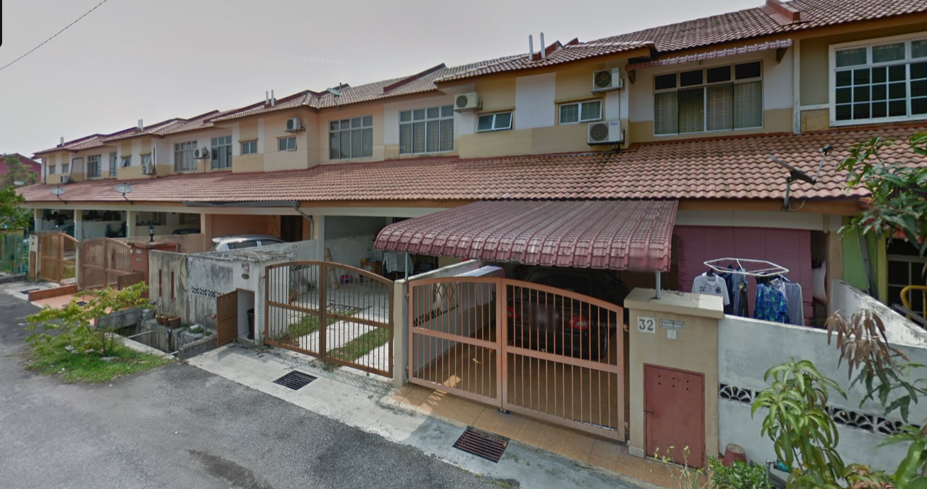 2 Storey Terrace House in Selangor - No. 32, Jalan SP 4/12, 42610 Bandar Saujana Putra, Jenjarom, Selangor