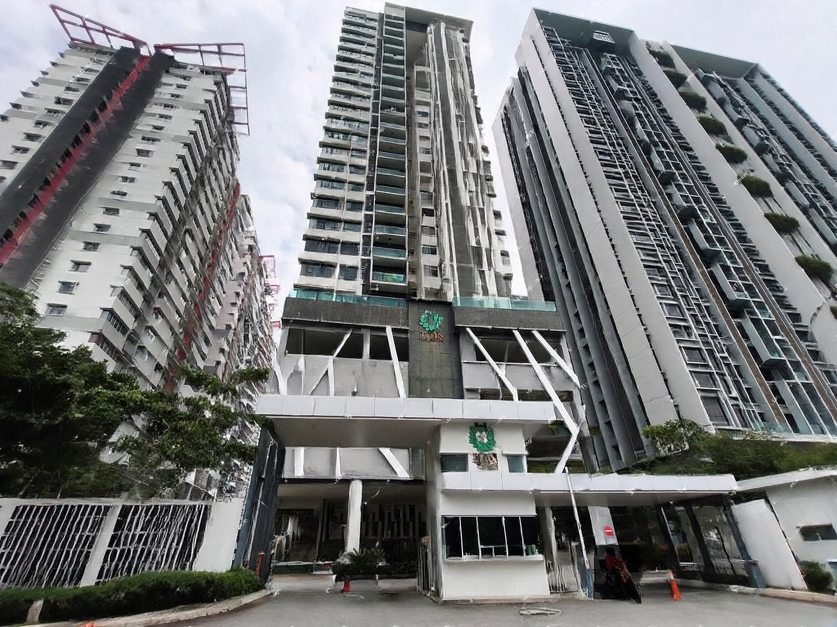 Service Apartment in Selangor - Unit No. B-24-03, Block B, Twin Residences, Jalan Pipit, Bukit Tandang, 47170 Puchong, Selangor
