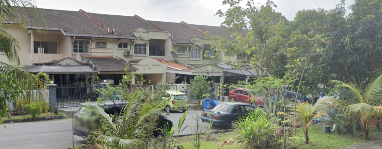 Town House (Upper Unit) in Selangor - No. 10A, Jalan Pulau Angsa U10/16, Seksyen U10, 40170 Shah Alam, Selangor
