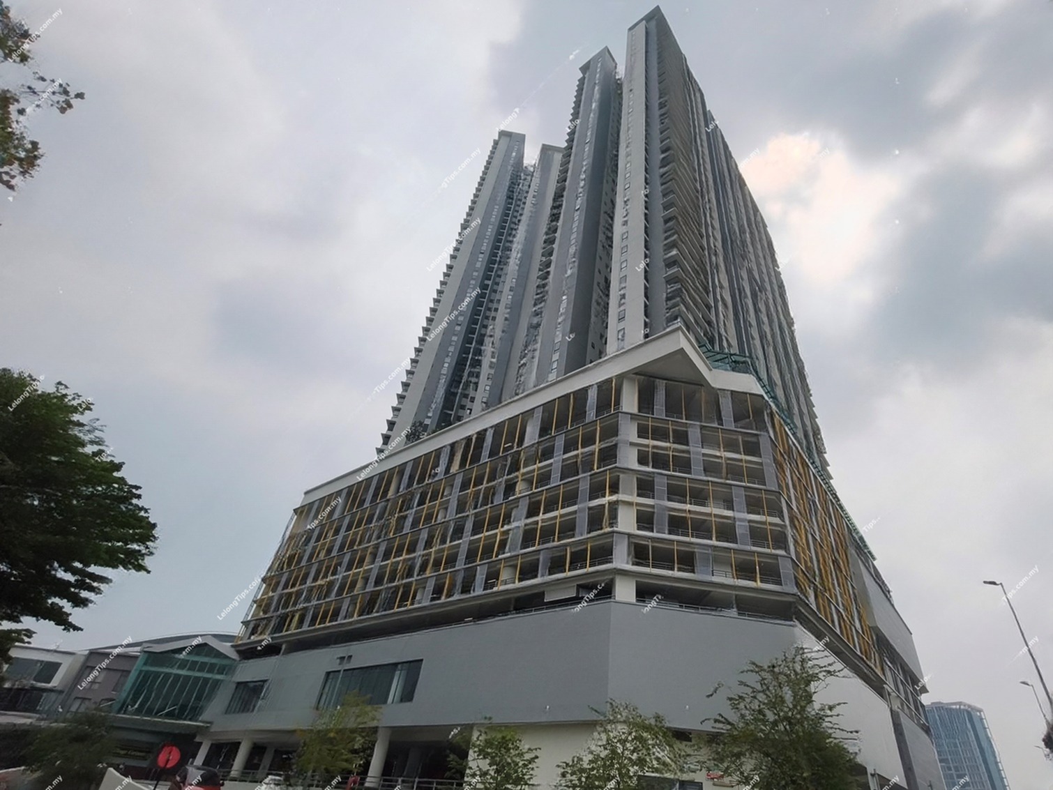 SOHO (Small Office Home Office) in Selangor - Unit No. SS-15-9, Sunsuria Forum-SOHO, Jalan Setia Dagang AL U13/AL, Setia Alam, Seksyen U13, 40170 Shah Alam, Selangor