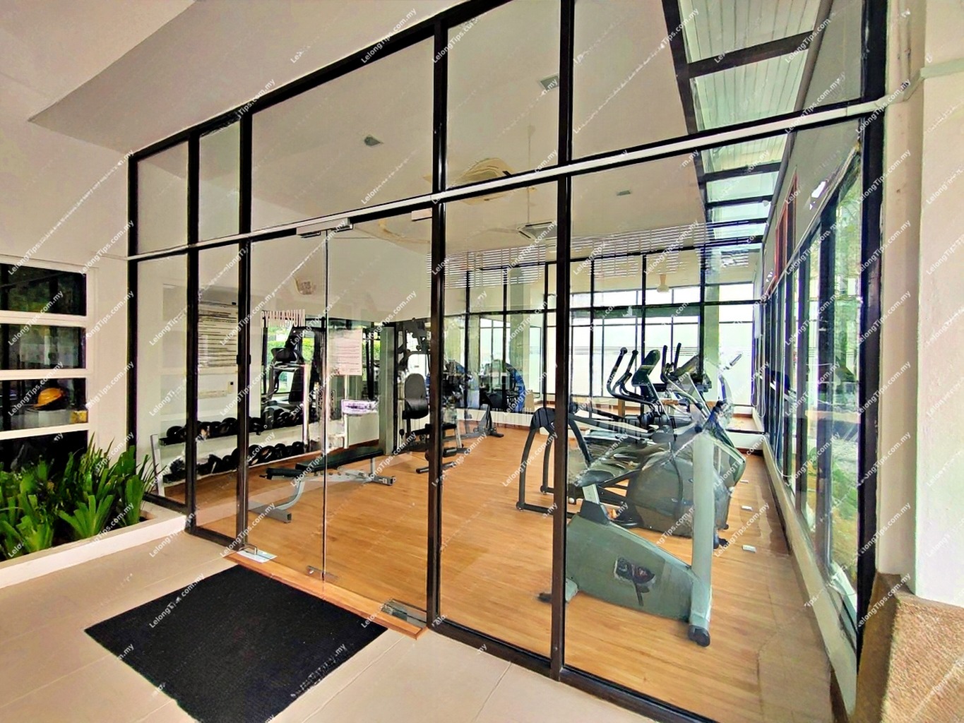 3 Storey Bungalow in Selangor - No. 3, Jalan 3A, Sunway Puncak Melawati, 53100 Hulu Kelang, Selangor image 2