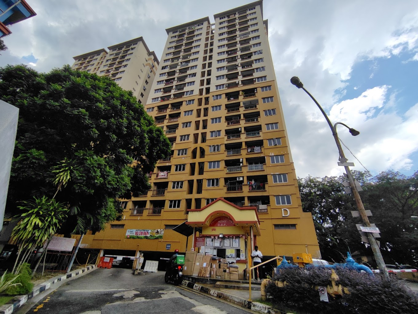 Flat in Selangor - Unit No. B-7-8, Block B (Raya), Pelangi Damansara, PJU 6, Persiaran Surian, 46200 Petaling Jaya, Selangor