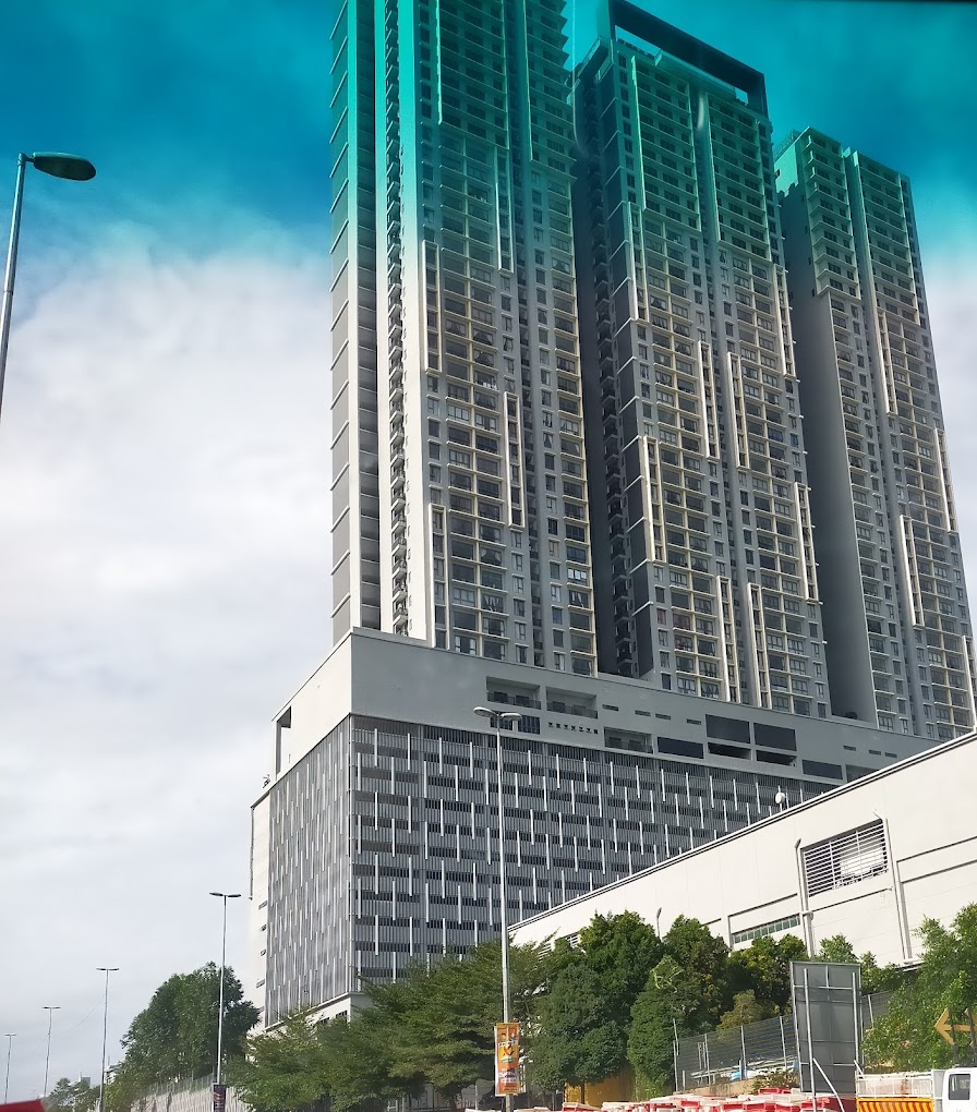 Service Apartment in Selangor - Unit No. B-14-03, Sfera Residensi, Jalan Atmosphere Utama 1, Bandar Putra Permai, 43300 Seri Kembangan, Selangor