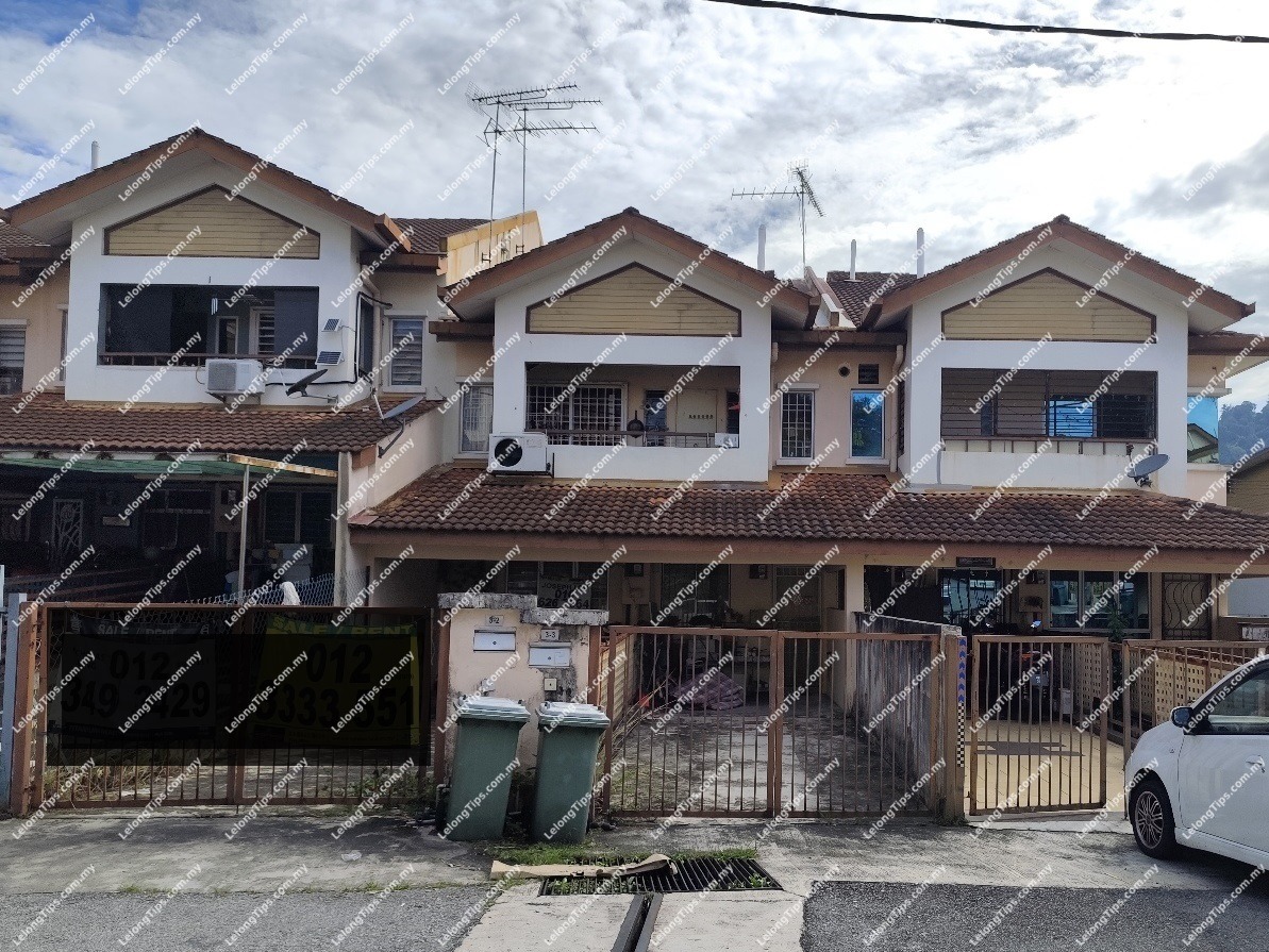 Town House in Selangor - Unit No. 3-3, Jalan Amansiara 1/6, Taman Amansiara, 48000 Rawang, Selangor image 2