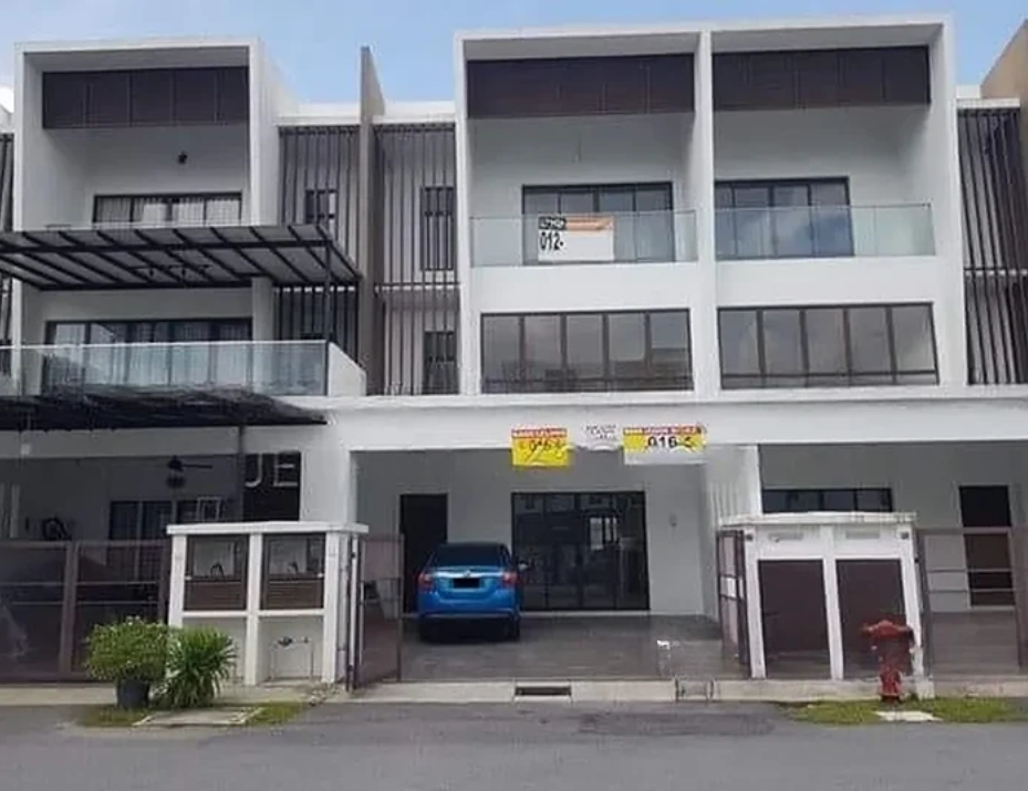 2.5 Storey Terrace House in Selangor - No. 30, Jalan Abadi 1/12, Abadi Heights, 47120 Puchong, Selangor