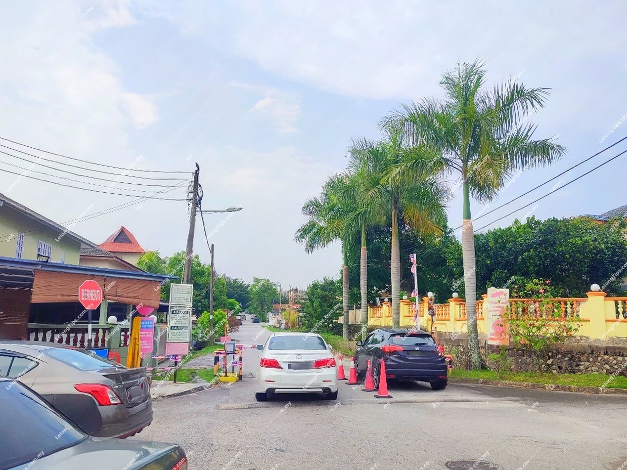 2 Storey Semi Detached House in Selangor - No. 15, Jalan Desa 2/6, Bandar Country Homes, 48000 Rawang, Selangor image 4