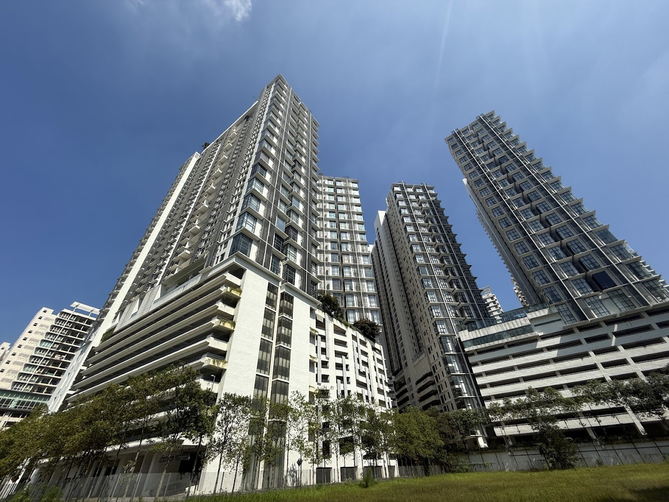 Duplex Service Apartment in Selangor - Unit No. ET2-26-10, Tower 2, Menara Eclipse 2, Persiaran Multimedia Cyber 11, 63000 Cyberjaya, Selangor