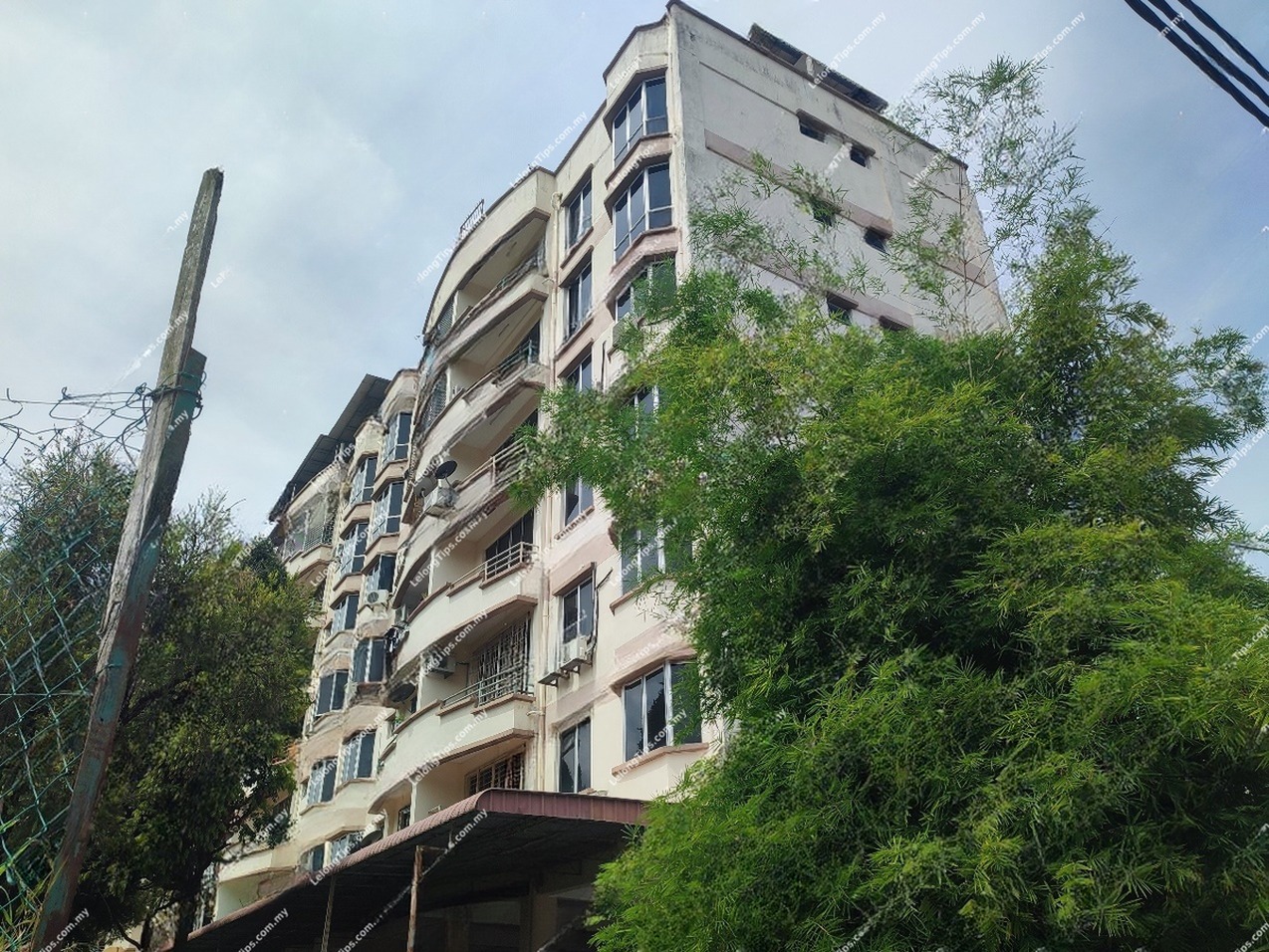 Apartment in Penang - Unit No. 6-01, Pangsapuri Seri Pelangi, Jalan Usahaniaga 1, Taman Niaga Jaya, 14000 Bukit Mertajam, Penang