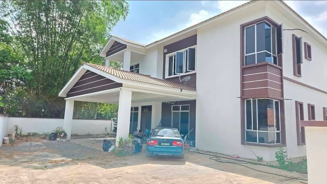 2 Storey Bungalow in Kedah - No. 13, Jalan Teluk Bayu, Taman Teluk Bayu, 08000 Sungai Petani, Kedah